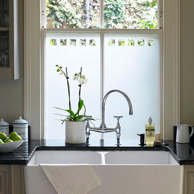 vinilo-ventana-cocina