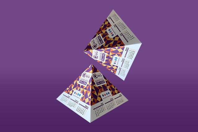 calendarios-en-forma-de-piramide