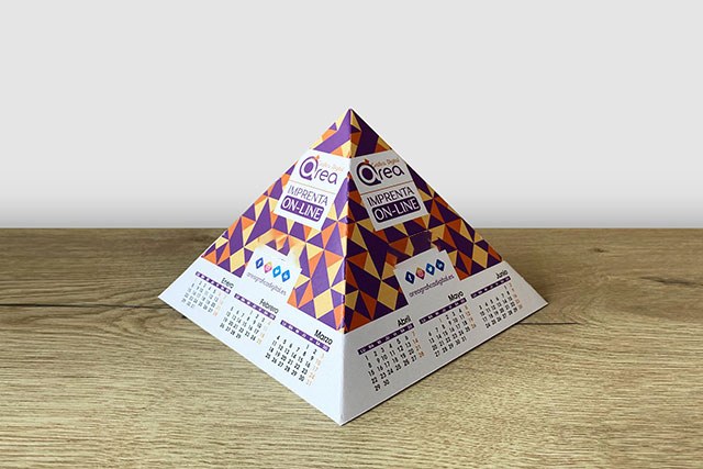 calendarios-piramide-de-publicidad