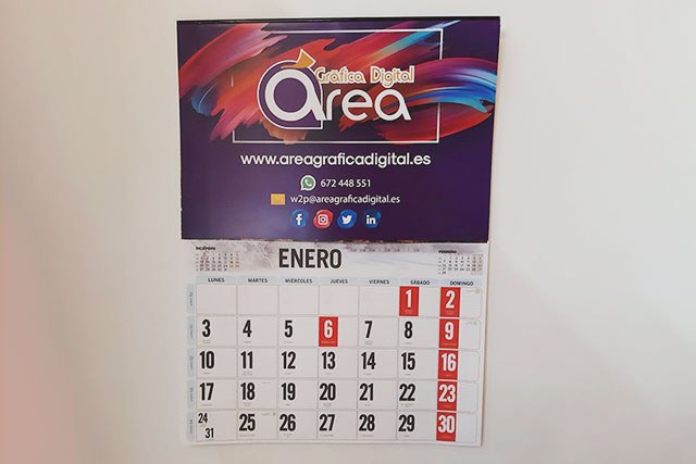 impresion-de-calendarios-grandes-de-pared
