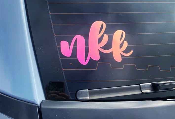 Letras-de-vinilo-para-vehículos-personalizadas