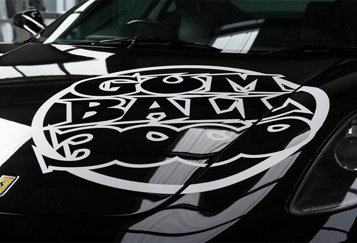 Vinilo-para-coches-con-letras-personalizadas