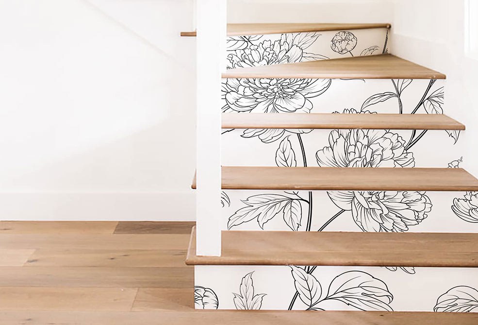 Detalle-de-vinilo-adhesivo-para-escaleras-aplicado-acabado-profesional-y-fácil-instalación