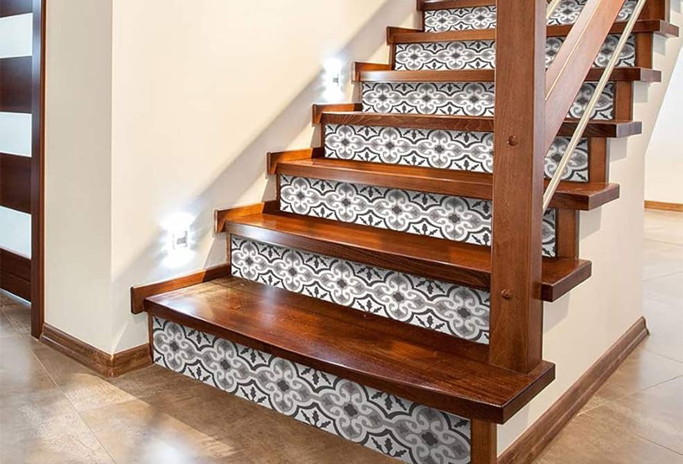 Vinilo-decorativo-para-escaleras-adhesivo-de-alta-calidad-para-renovar-y-dar-estilo-a-tu-hogar
