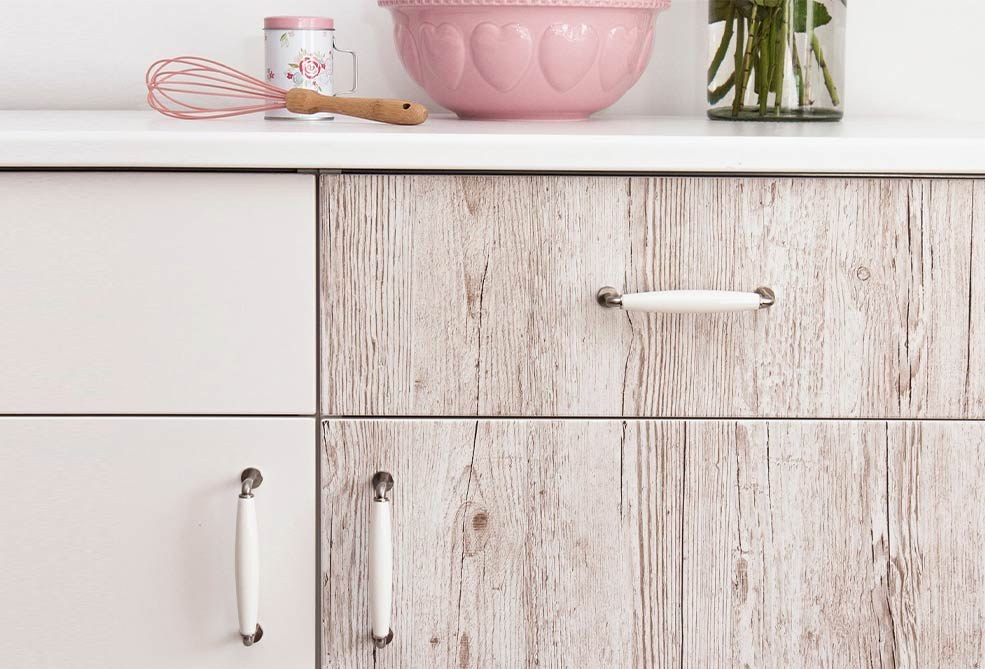 Vinilos-para-muebles-de-cocina-autoadhesivos-resistentes-al-agua-y-al-calor-para-renovar-sin-obras